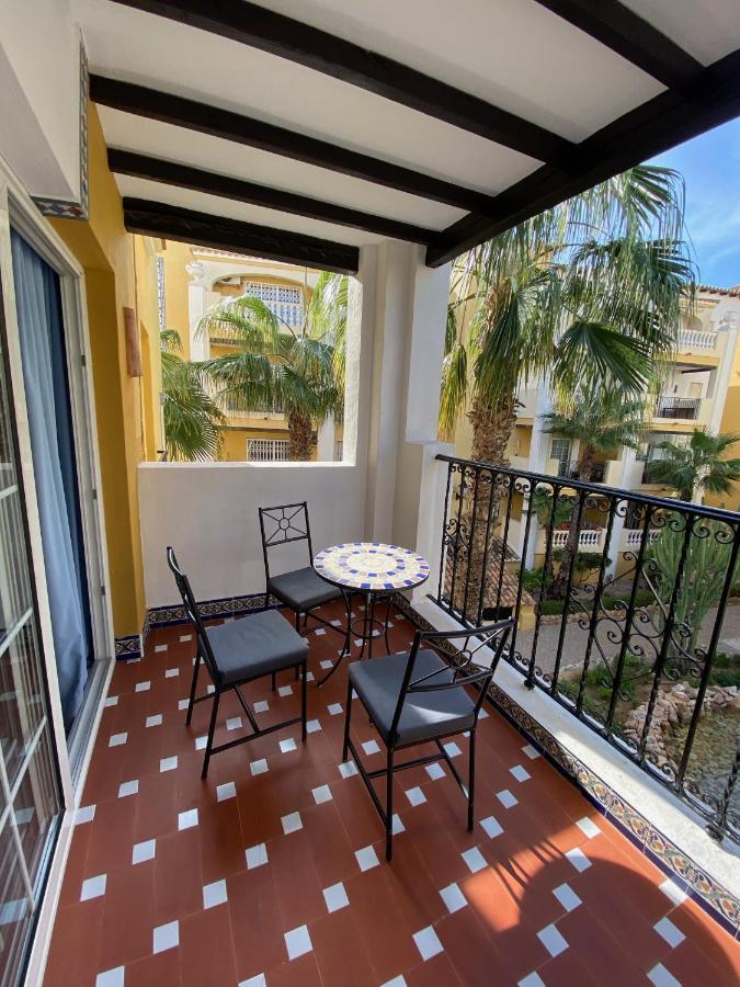 Apartamento Tranquilo, Aldea del Mar Torrevieja Esterno foto
